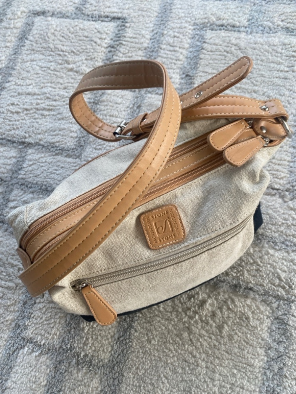 Stone Mountain Spectator 2 Black & Cream 2Section double top Zip Hobo bag - Picture 5 of 12